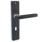 Πόμολα πόρτας Perfect 242 με πλάκα μαύρο ματ